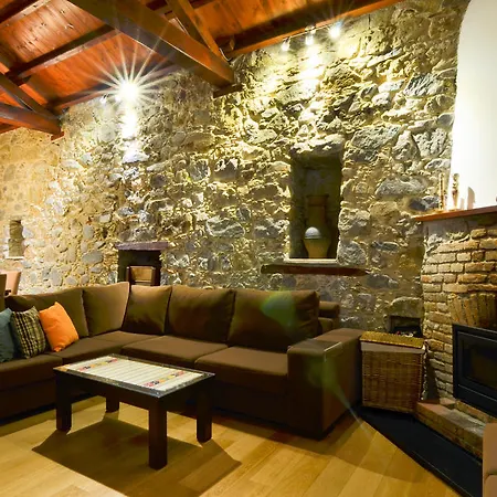 Apartment To Kastri