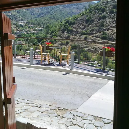 Apartament To Kastri