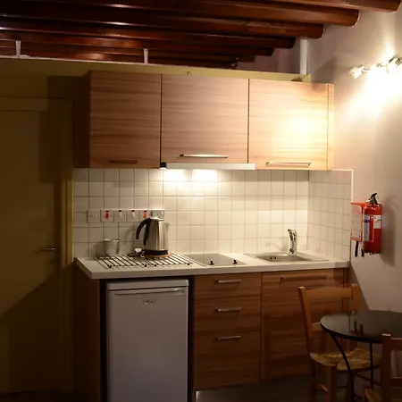 Daire To Kastri Kalopanagiotis